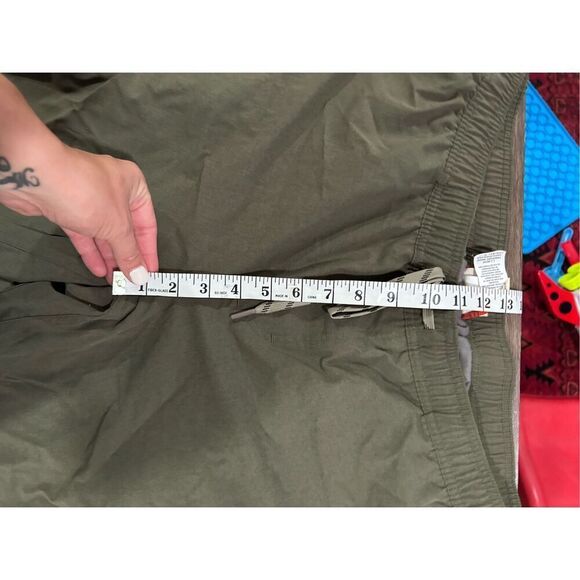 L.L. Bean Olive Green Lined Warm Windbreakers Drawstring Size XXL Men’s Pants - Picture 15 of 16